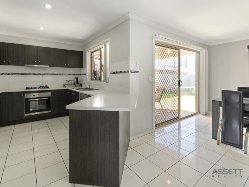 26 Cordeaux Crescent, Redbank Plains QLD 4301