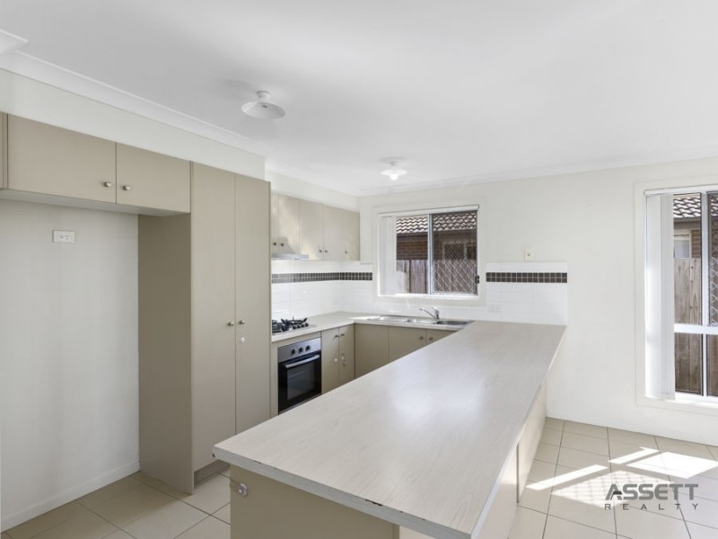 6 Huxley Street, Redbank Plains QLD 4301