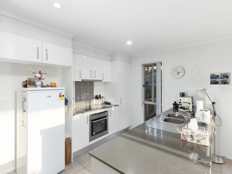 223 Cedar Road, Redbank Plains QLD 4301