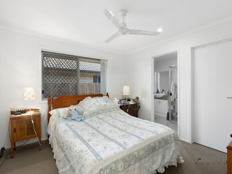 223 Cedar Road, Redbank Plains QLD 4301