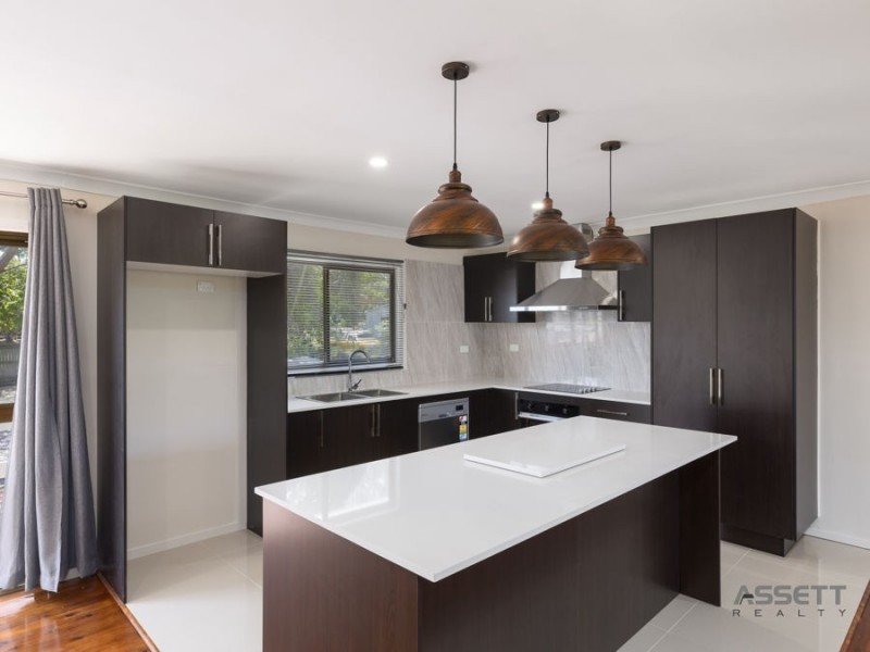 11 Goondoola Street, Redbank Plains QLD 4301