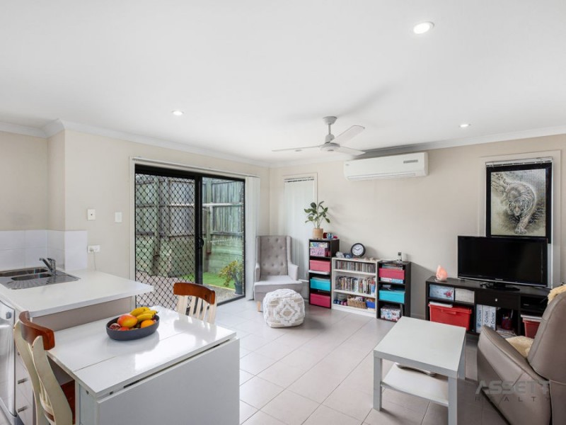 4/61 Glorious Promenade, Redbank Plains QLD 4301