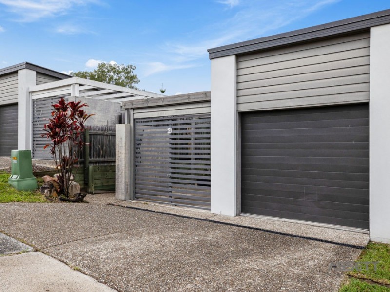 4/61 Glorious Promenade, Redbank Plains QLD 4301