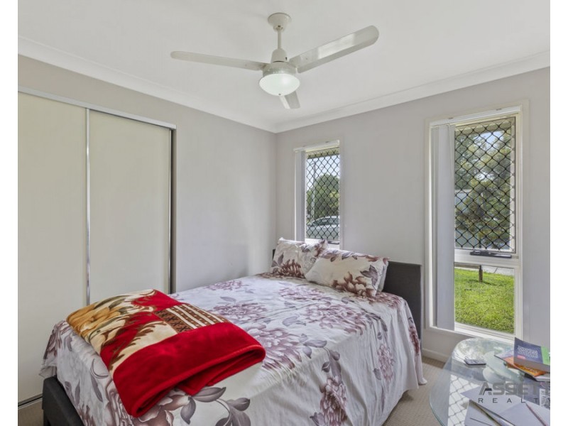 207 Cedar Road, Redbank Plains QLD 4301