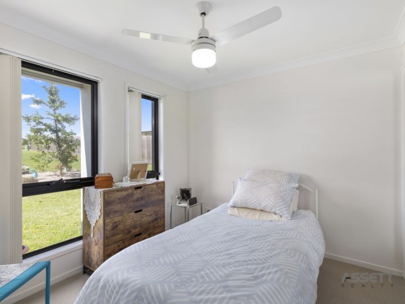 1 & 2/28 Kensei Street, Wyreema QLD 4352