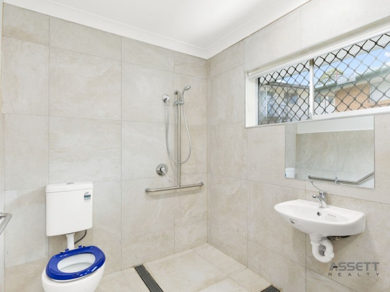 12 Worrell Street, Macgregor QLD 4109