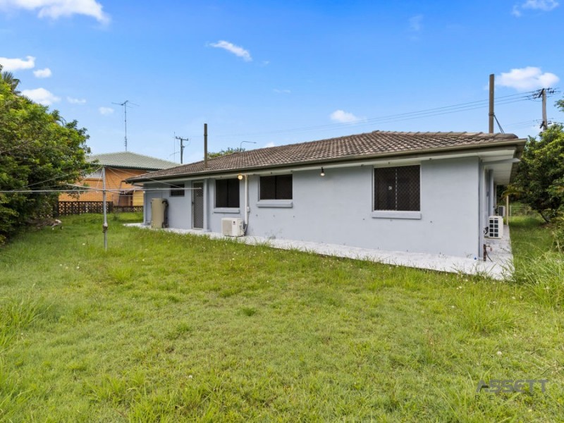 12 Worrell Street, Macgregor QLD 4109