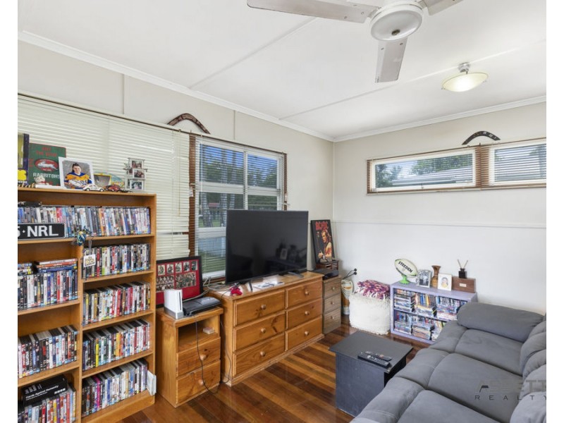 2 Leonard Street, Leichhardt QLD 4305