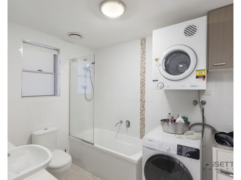 27/11 Riding Road, Hawthorne QLD 4171