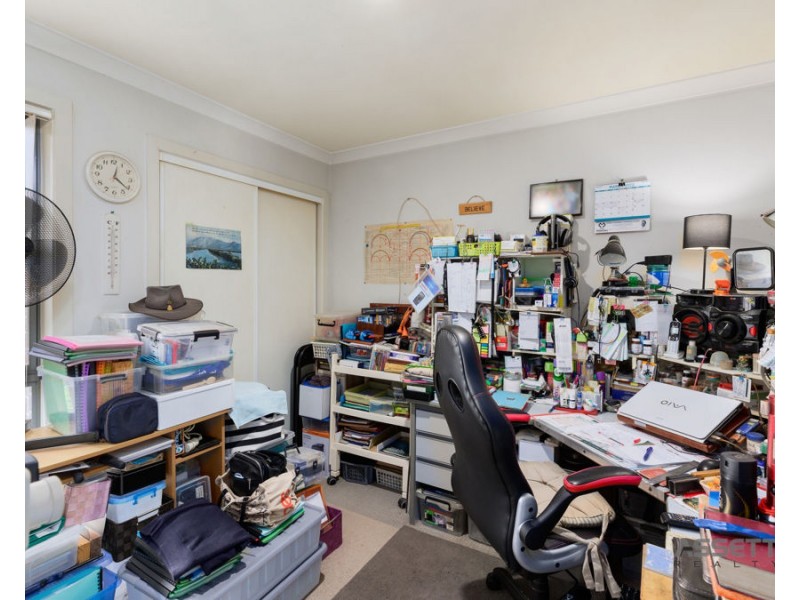2/64 Glorious Promenade, Redbank Plains QLD 4301