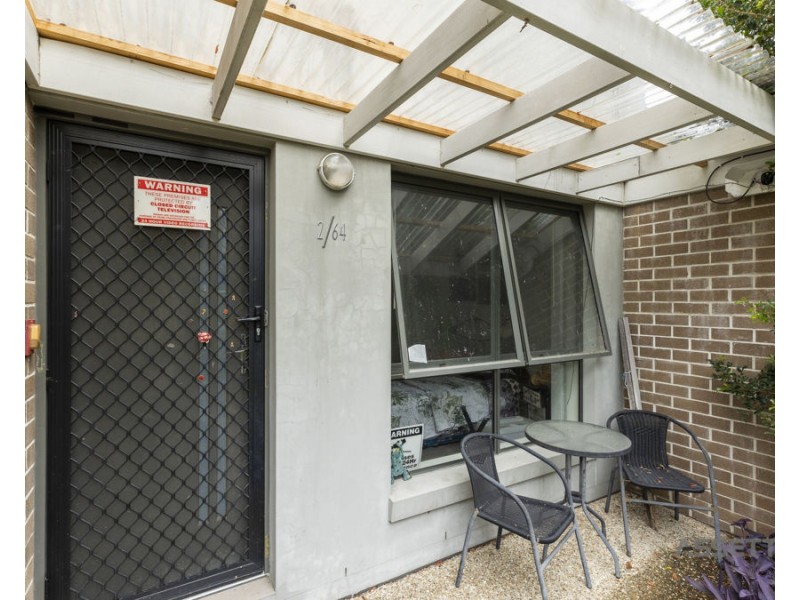 2/64 Glorious Promenade, Redbank Plains QLD 4301