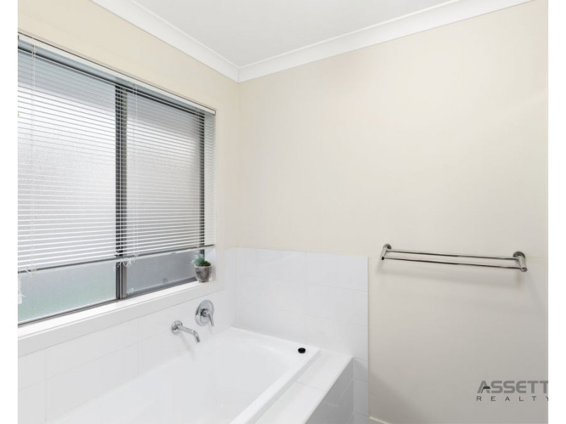6 Carnell Street, Goodna QLD 4300