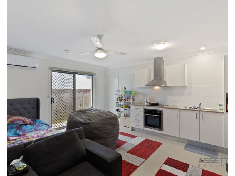 1 & 2/88 Alesana Drive, Goodna QLD 4300