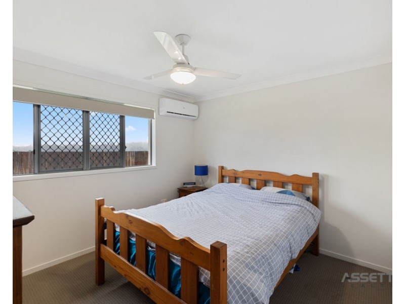 1 & 2/88 Alesana Drive, Goodna QLD 4300