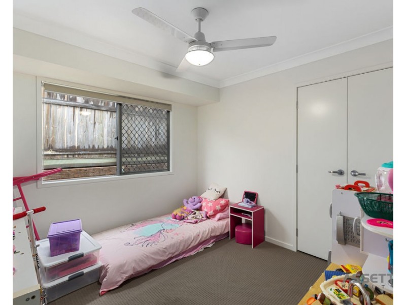 1 & 2/88 Alesana Drive, Goodna QLD 4300