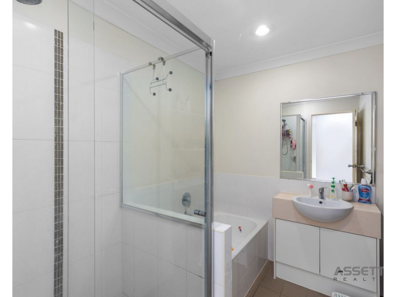 41/8 Rosegum Place, Redbank Plains QLD 4301