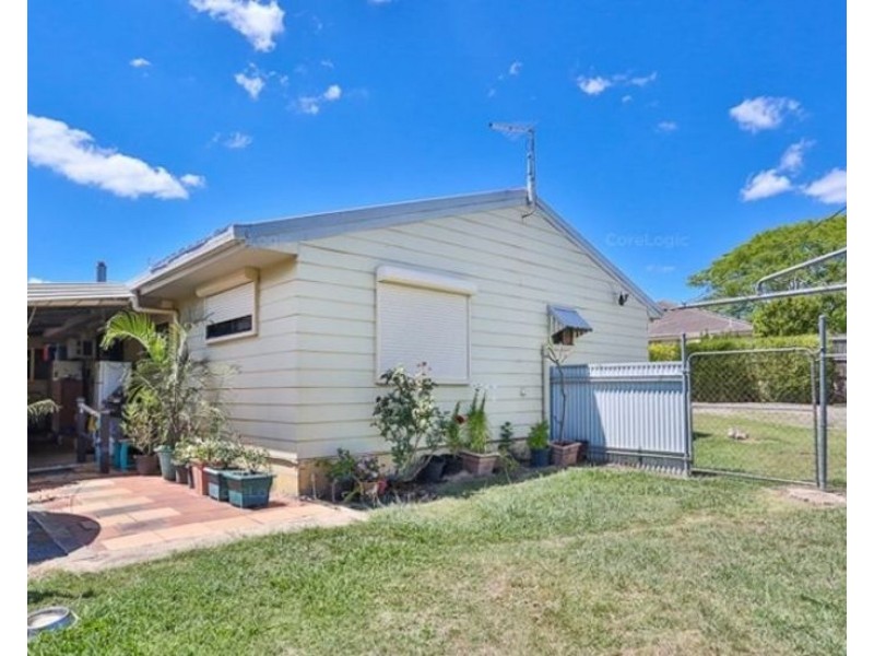 9 Carol Street, Redbank Plains QLD 4301