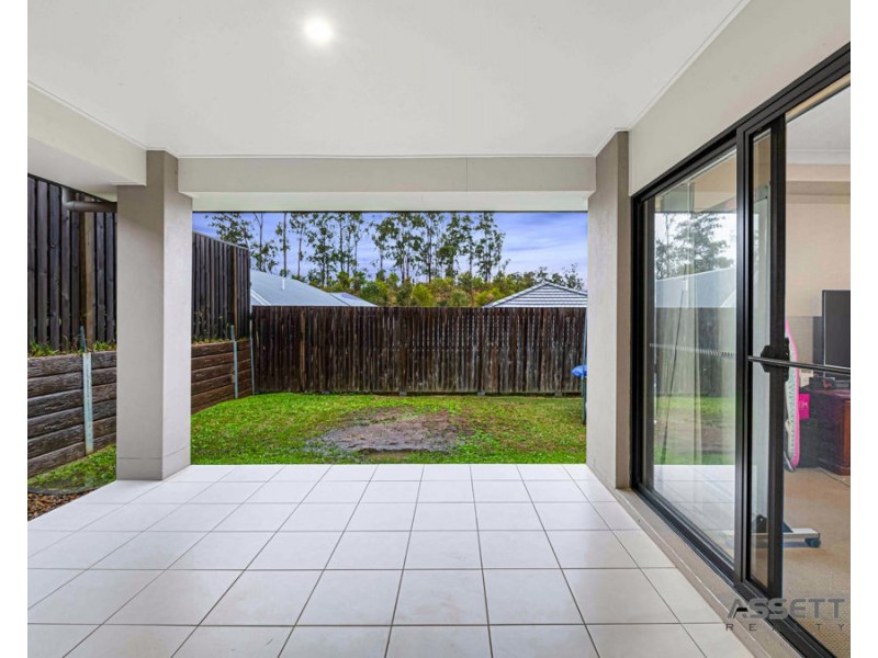74 Meadows  Circuit, Bellbird Park QLD 4300
