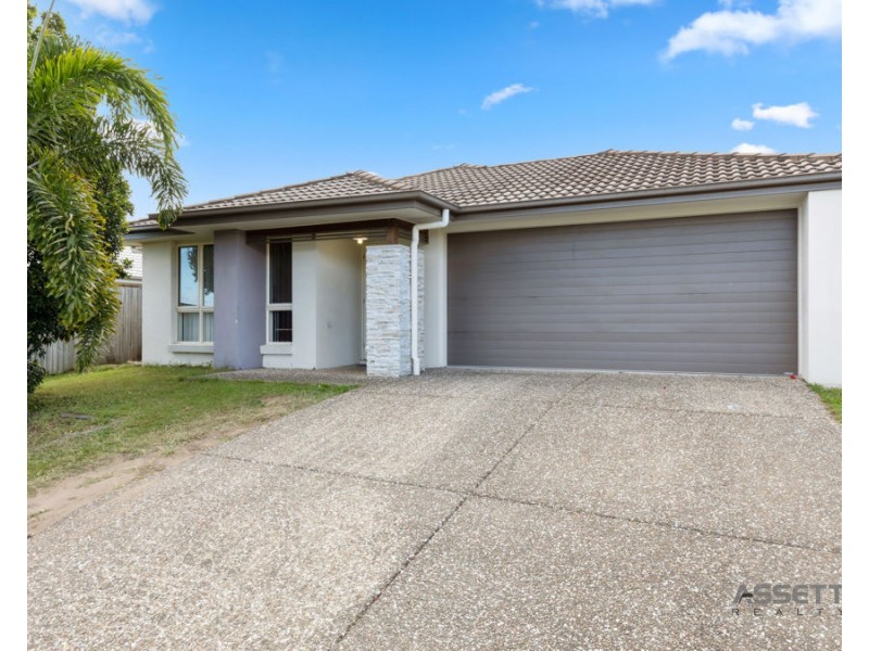 4 Huxley Street, Redbank Plains QLD 4301