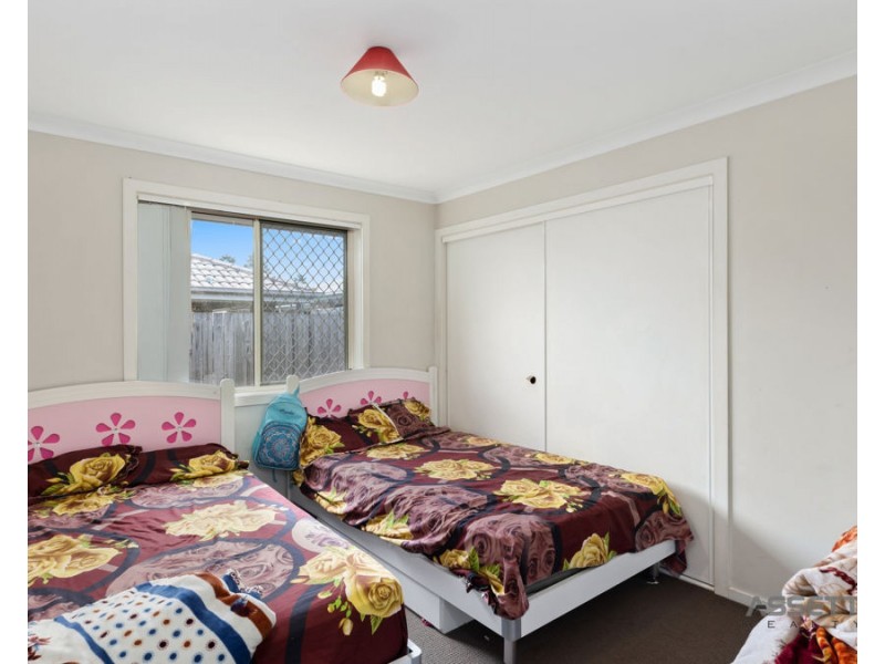 4 Huxley Street, Redbank Plains QLD 4301