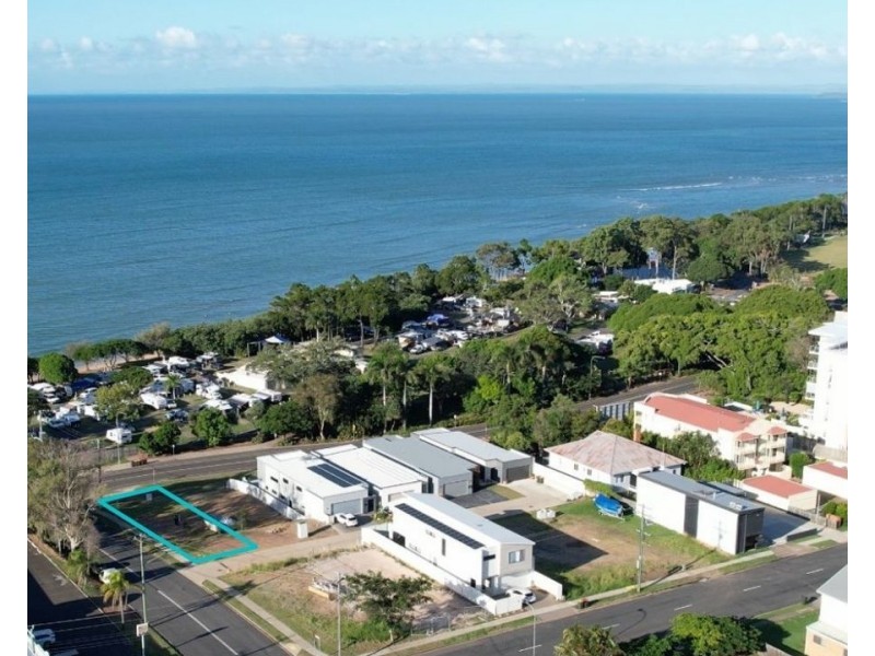 250 Esplanade, Pialba QLD 4655