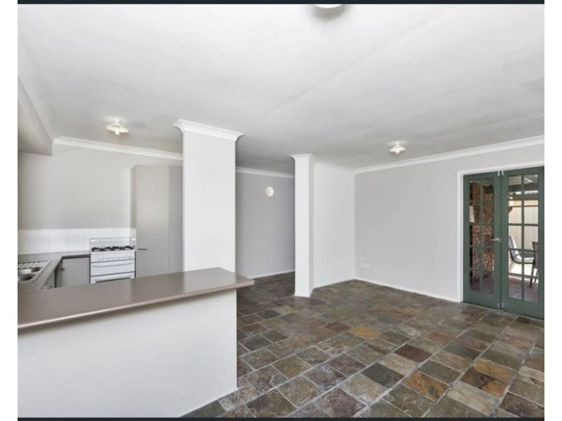 5 Killarney Court, Redbank Plains QLD 4301