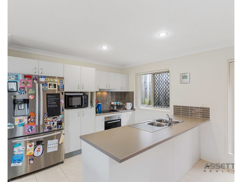 46 Pleasant Drive, Redbank Plains QLD 4301