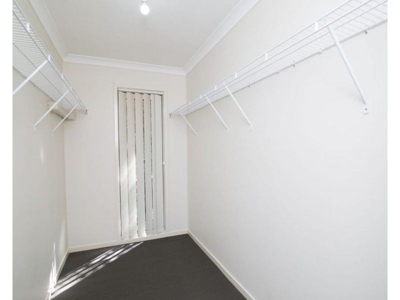 11 William Drysdale Close, Redbank Plains QLD 4301