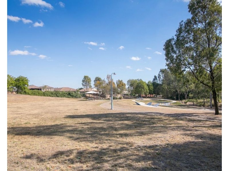 11 William Drysdale Close, Redbank Plains QLD 4301