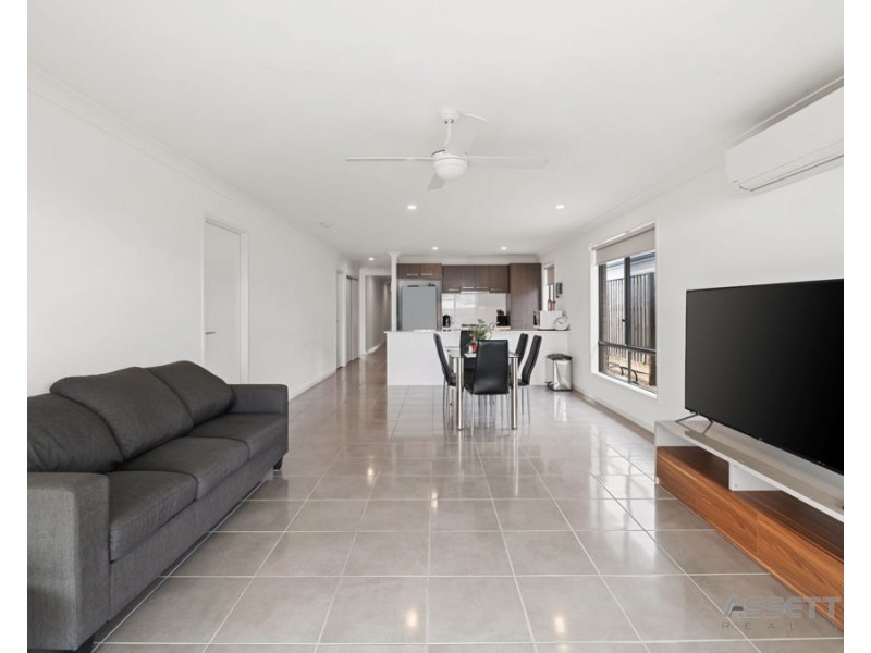 6 Nectar Circuit, Redbank Plains QLD 4301