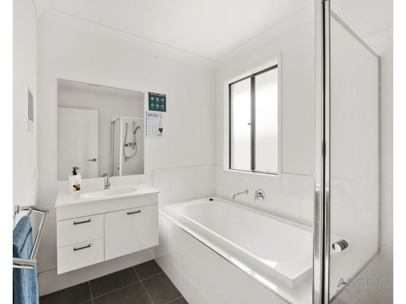 6 Nectar Circuit, Redbank Plains QLD 4301