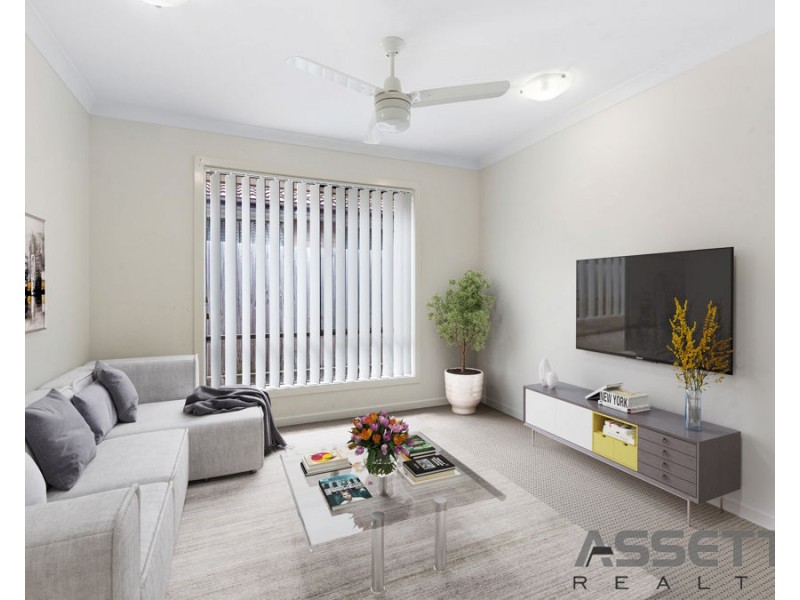 16 Kenneth Drive, Augustine Heights QLD 4300