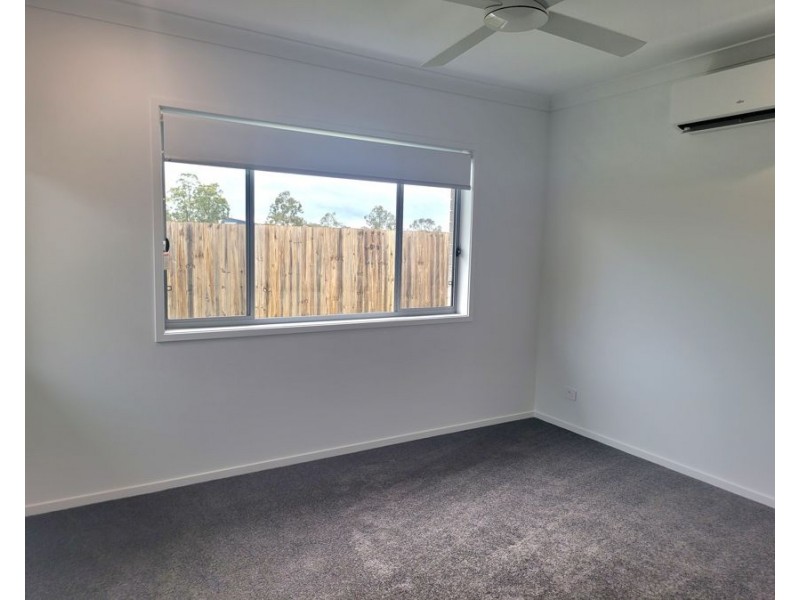 34 Lapwing Crescent, Bellbird Park QLD 4300