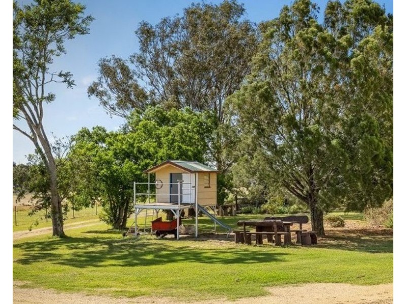 14115 Cunningham Highway, Rosenthal Heights QLD 4370