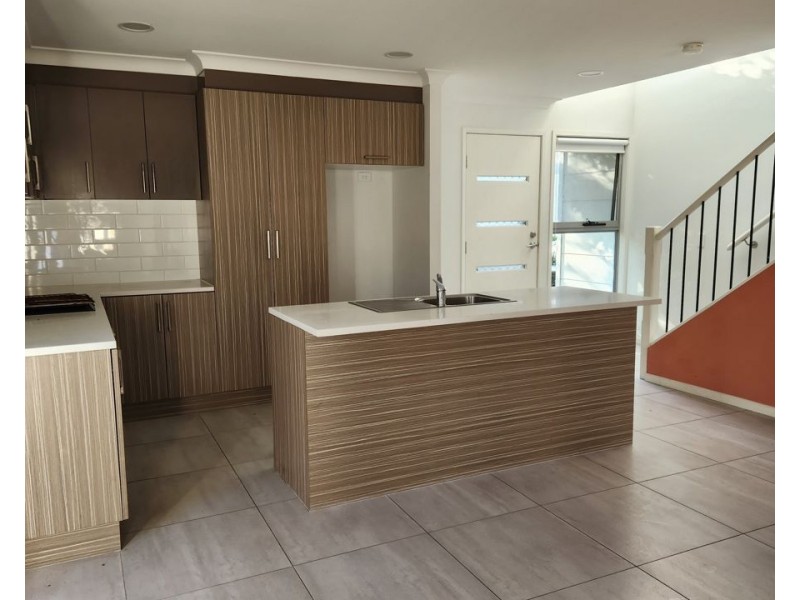 18/70 Willow Road, Redbank Plains QLD 4301