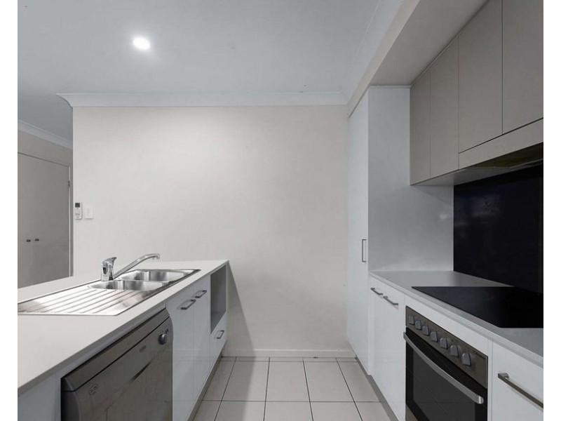 73/32 Warrill Street, Redbank Plains QLD 4301