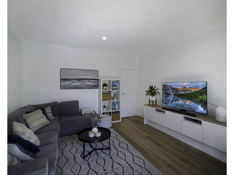 19 Churchill Street, Urangan QLD 4655