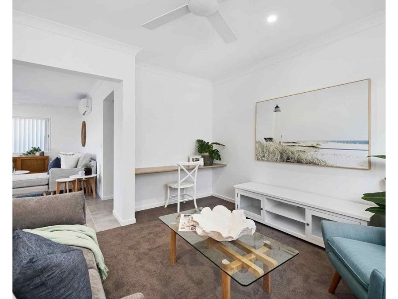 9 Priestley Street, Collingwood Park QLD 4301