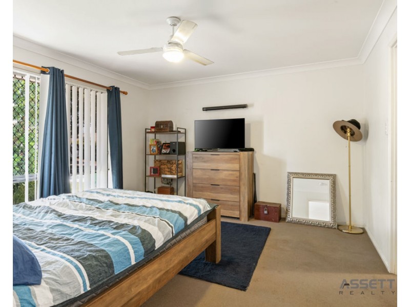 8 Scott Way, Redbank Plains QLD 4301