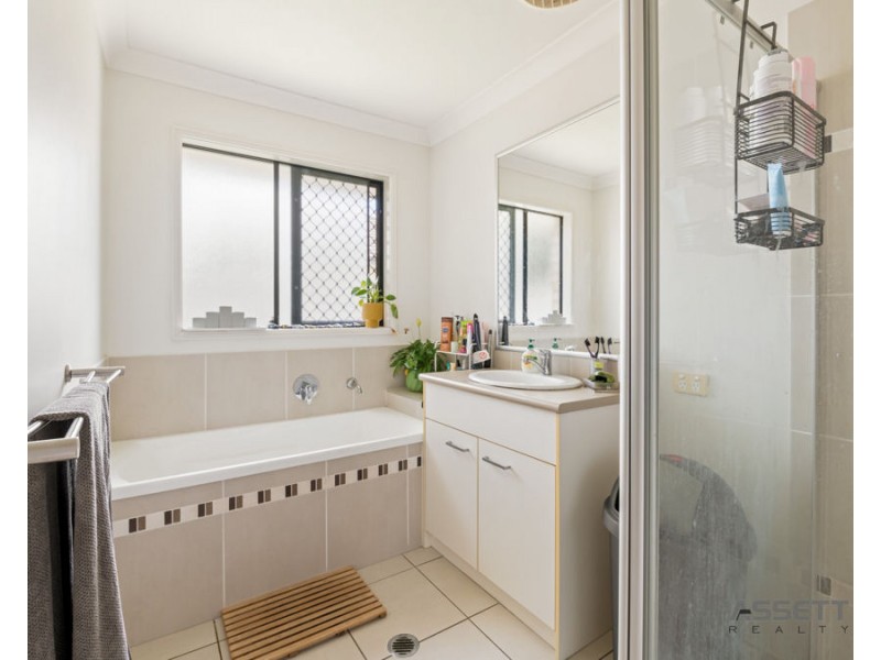 8 Scott Way, Redbank Plains QLD 4301