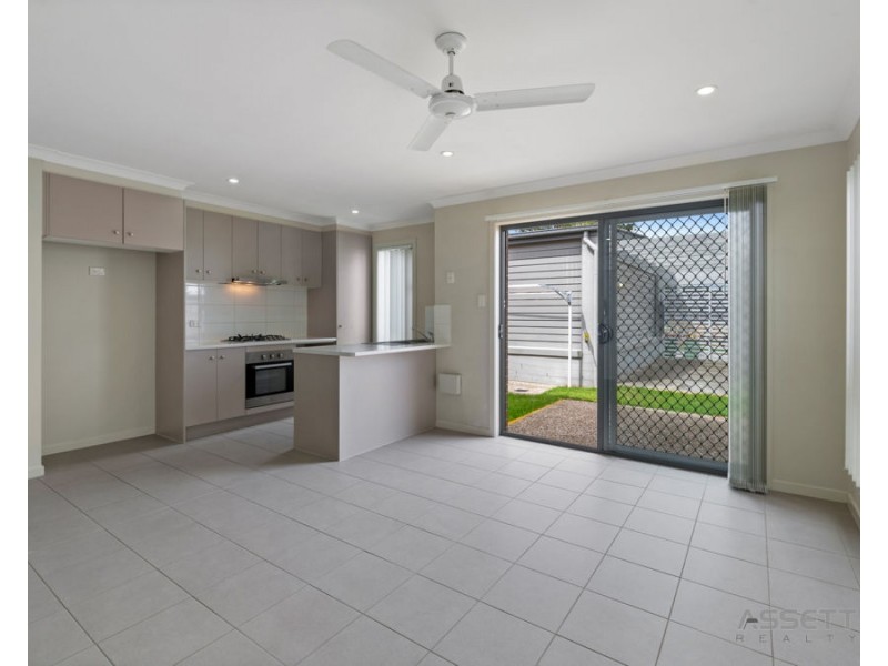 4/64 Glorious Promenade, Redbank Plains QLD 4301