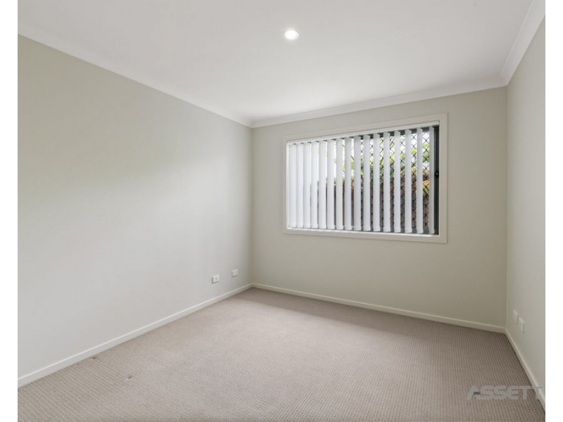 4/64 Glorious Promenade, Redbank Plains QLD 4301