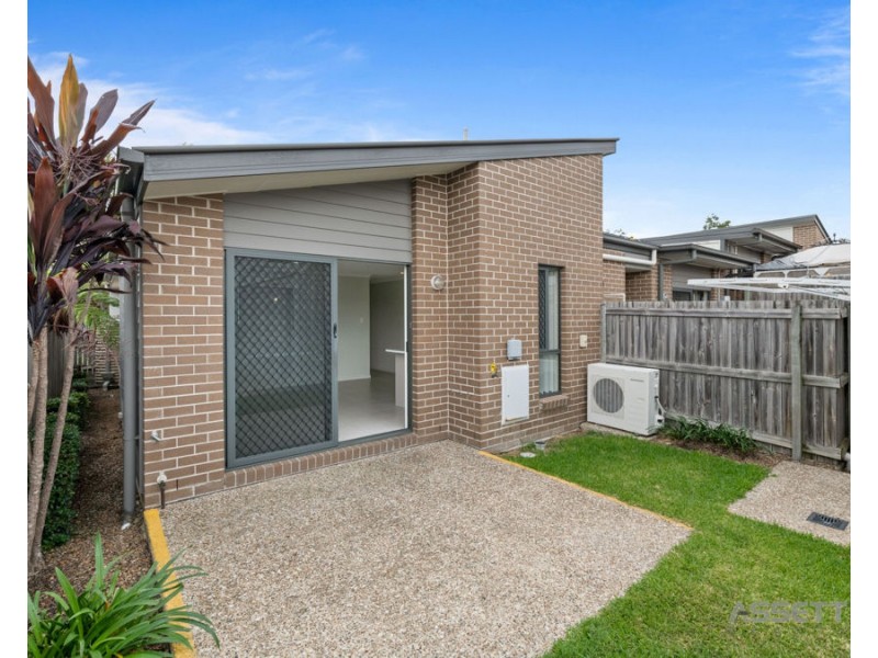 4/64 Glorious Promenade, Redbank Plains QLD 4301