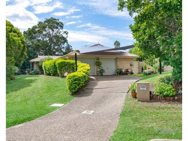 2 Lakewood Court, Flinders View QLD 4305