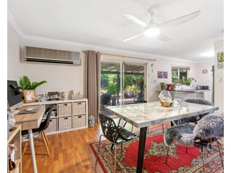 2 Lakewood Court, Flinders View QLD 4305