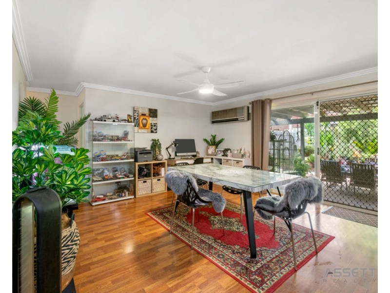 2 Lakewood Court, Flinders View QLD 4305