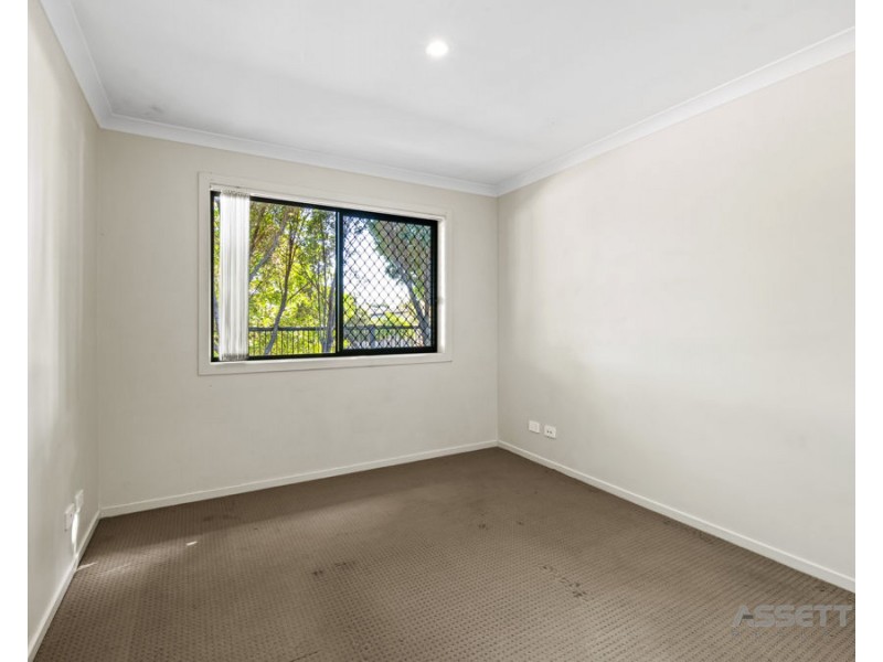 1/61 Glorious Promenade, Redbank Plains QLD 4301