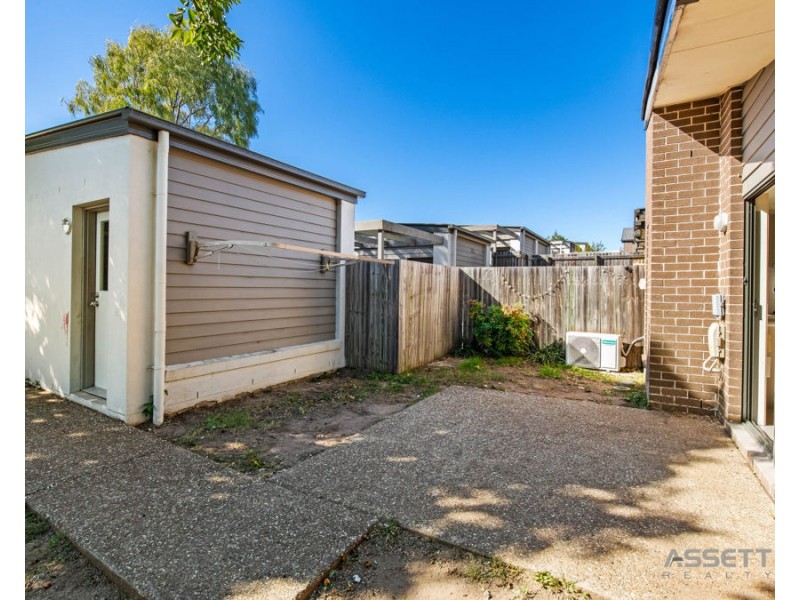 1/61 Glorious Promenade, Redbank Plains QLD 4301