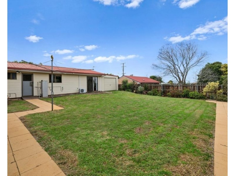 118 Hogg Street, Wilsonton Heights QLD 4350