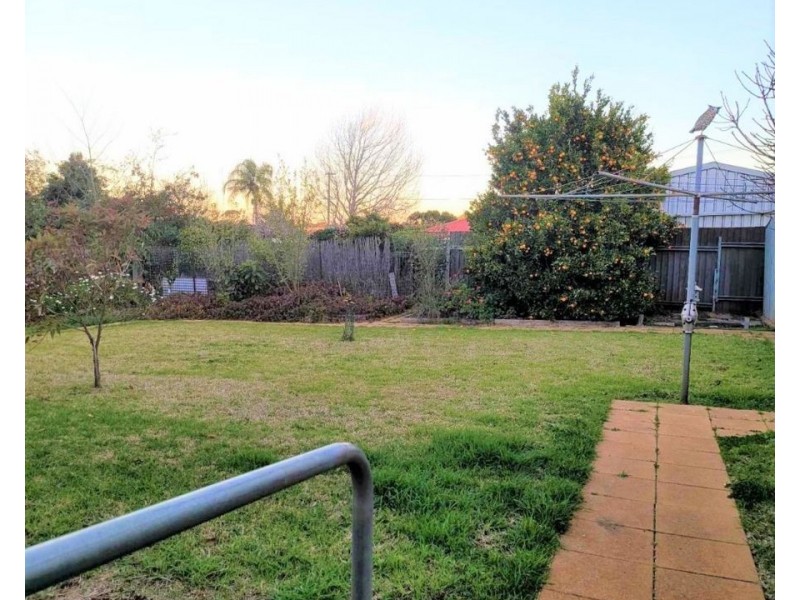 118 Hogg Street, Wilsonton Heights QLD 4350
